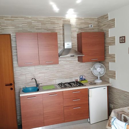 דירות פסקיצ'י Casa De Sio Bilocale מראה חיצוני תמונה